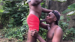 Sexydaddy: Blowjob Inside the Bush