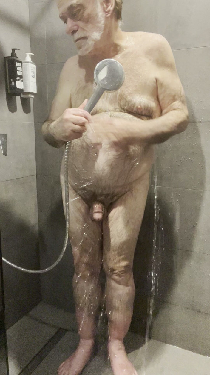 Coach Karl dude lodge: 2026 Valentýn čas ve sprše 1