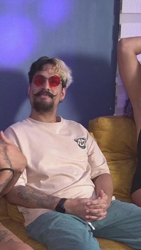 Sexo Con La Trans Tetona Y La Morena Culona - Entrevista Con Andromeda Hot Y Tina Queen