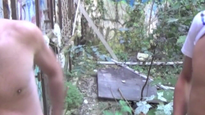 Raw French Bad boys: Pekerja Prancis disetubuhi oleh Andagn arab lurus dalam pelayaran hutan...