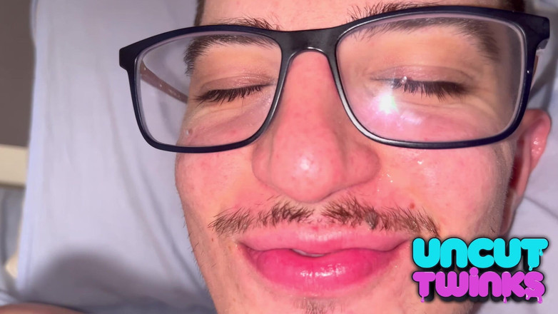UncutTwinks: Giovane gay gay scopato crudo non circonciso hardcore gay anale