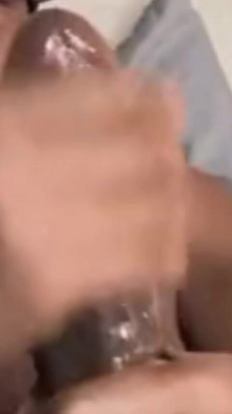 Cum Jacking: Je pensais à la façon dont elle baise ma bite