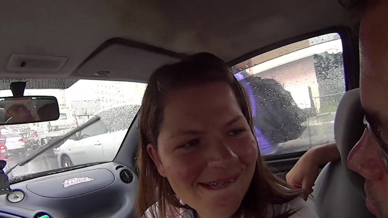 Quente club: Friends Gave a Ride to a Girl with Acne and...