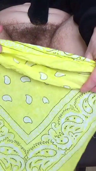 Žlutá čůrací bandana