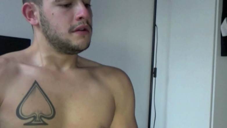 French twinks amator sextapes: Amatörsexband med Illy knullad barbacka av Dimitri