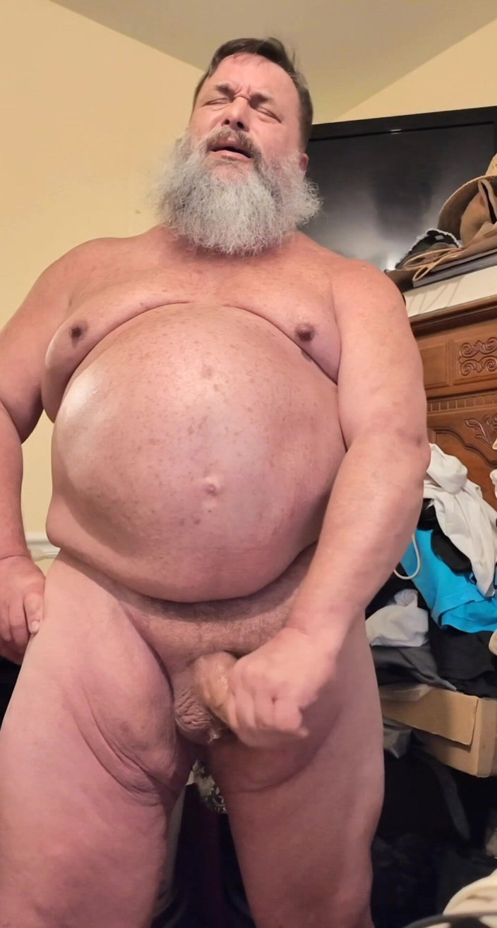 GeneWadexxx: Velký medvěd kouří náklad