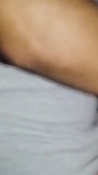 Verișoara mea sosește amărâtă de la petrecere și vrea să se fută 2/2