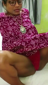 Carina e calda nirmala bhabhi pompino deepthroat e scopata duro
