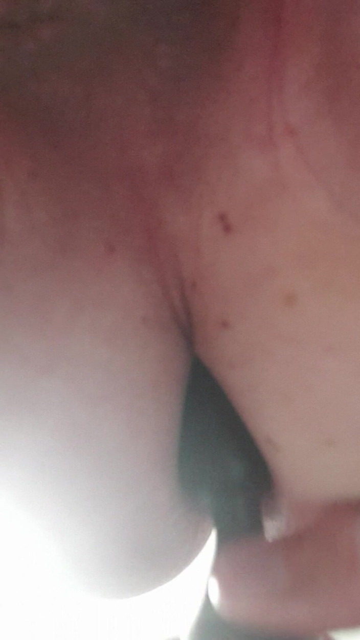 Redhairy4u: Трах в задницу игрушкой, мастурбация маленького пениса