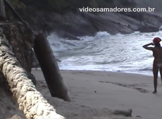 Amateurs videos: La mia ragazza in topless sulla spiaggia