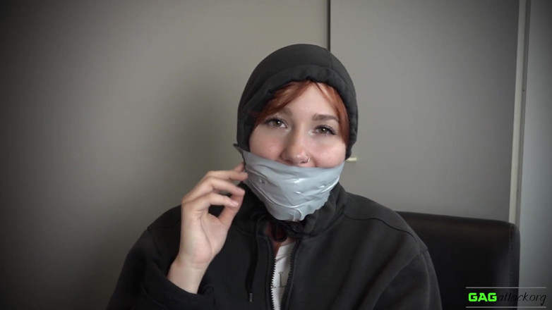 Gag Attack: Red Foxy - engasgos com fita de PVC