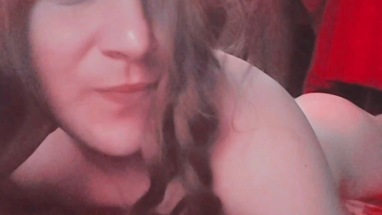 Kitty_Cross: 부드러운 다리로 박수 치는 핫한 사전 커밍 자지