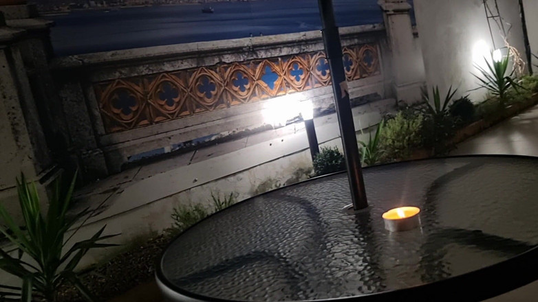 Alexander Audran: 公の場で|隣のボイヤー・モンスター・コックのパフォーマンス