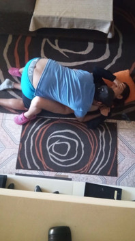 Nhanh với mẹ kế của tôi trong phòng khách