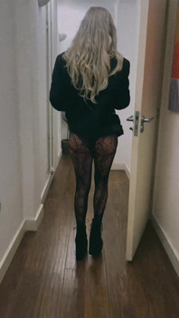 Хорошие девушки идут в ад и видят тебя там