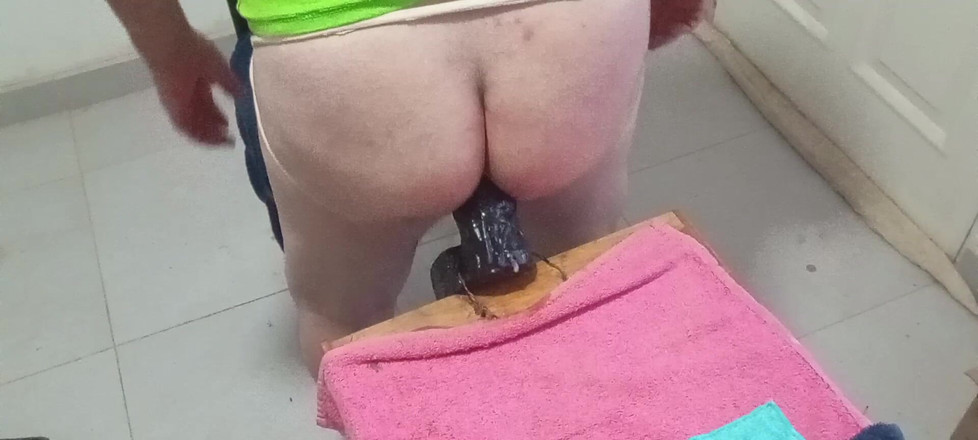 Todo -Anal: 自分の太くて大きくて硬いのを見て、抑えきれない