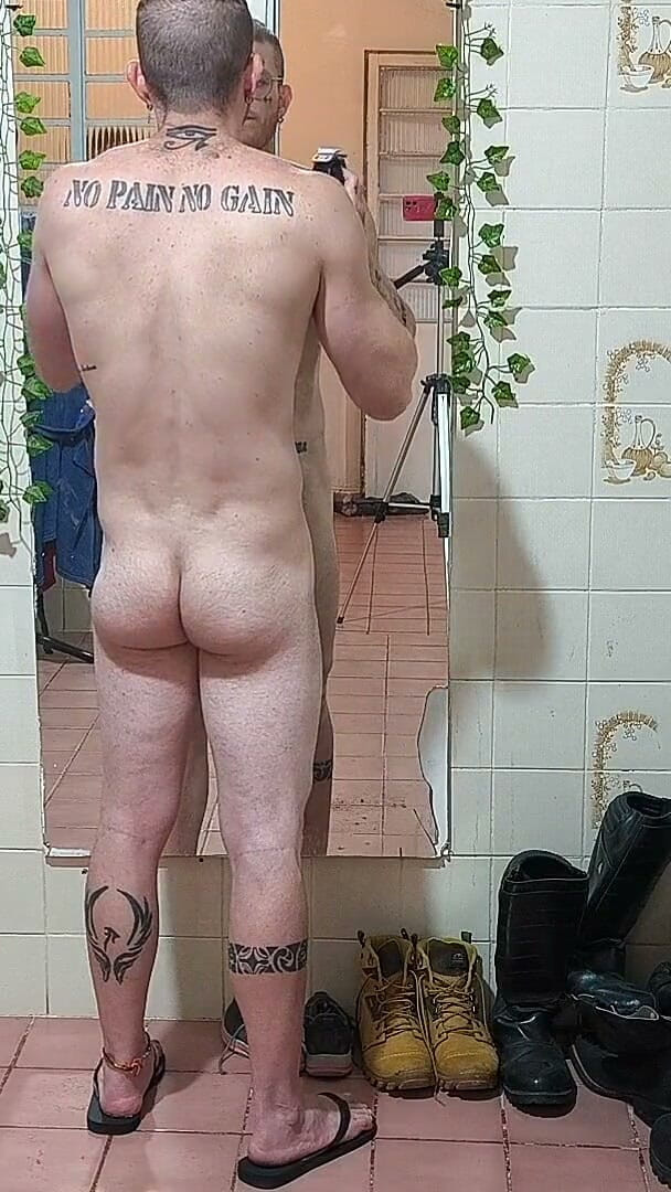 carmonaoficial: Smooth or Hairy?