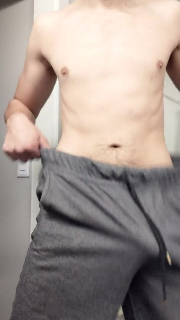 Sexy possum: Szarpanie w łazience, ale roomate prawie mnie złapał haha skończę później...