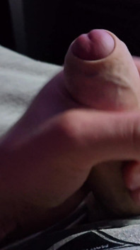 Pov: merekam dengan satu tangan, lagi asik main sama yang lain