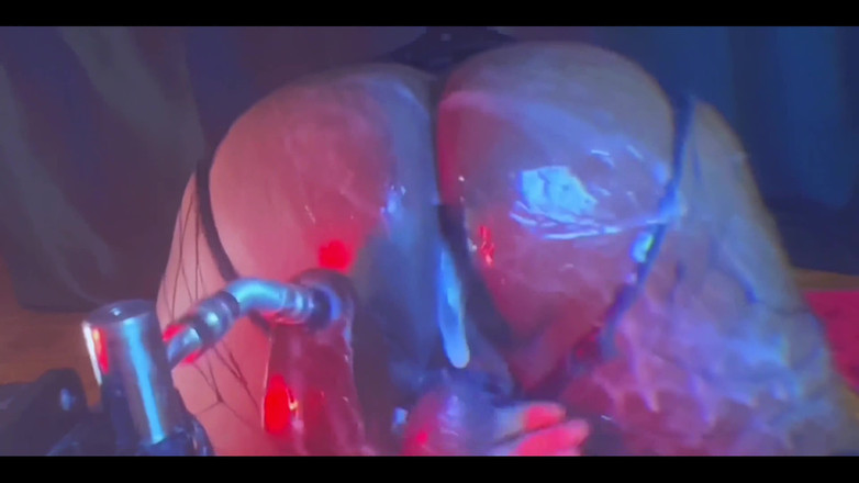 DipsoDeep: तीव्र मौखिक खेल आगे ...