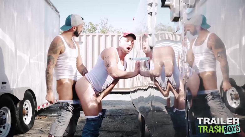 Trailer Trash Boys: TRAILERTRASHBOYS  - Bareback With Bryce Hart and Romeo Davis