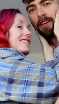 Cucked & Feminized oleh fantasi penghinaan pasangan Alpha panas
