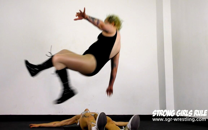 Strong Girls Rule: Sgr0289 Lifted Slammed Squashed - Vanquish Crushes Sheela