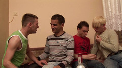 Femdom Austria Boys: Gay domácí párty 3