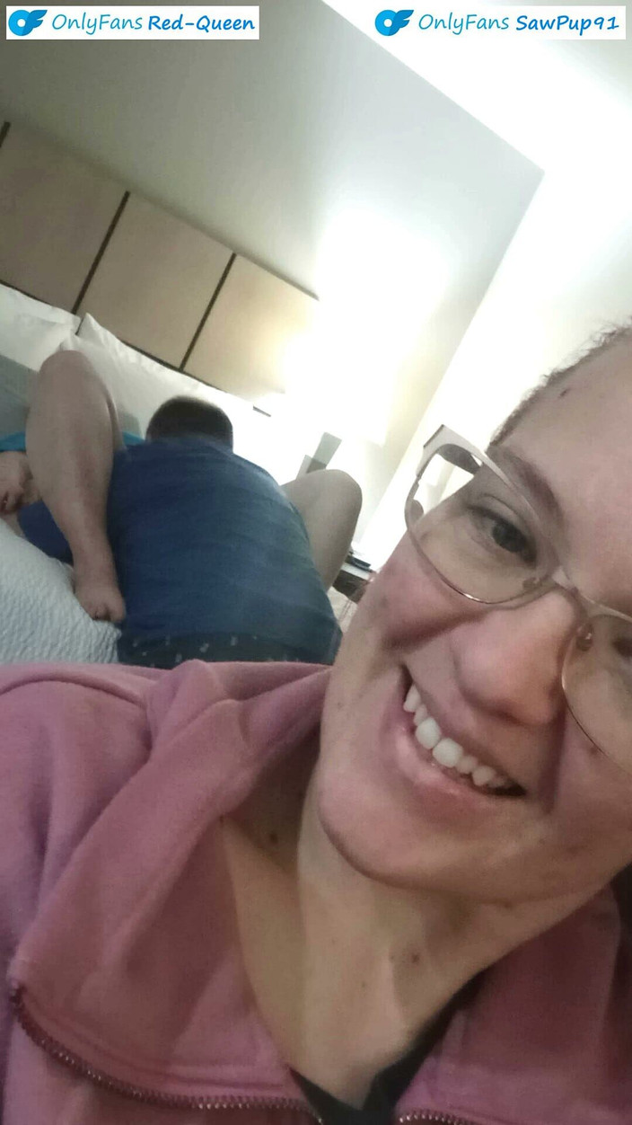 Red Queen: Cuckquean POV - skutečná cuckquean manželka natáčí svého manžela, jak přinutí...