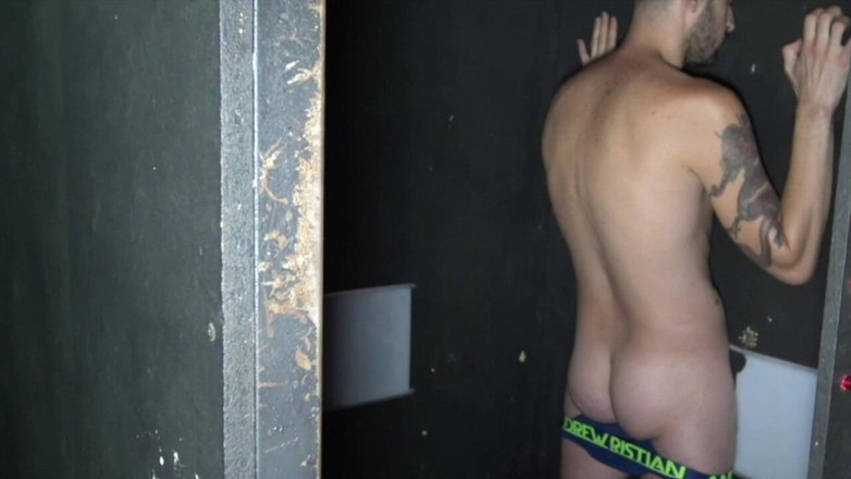 Crunch French bareback porn: Gay Sucking Big Dick in Glroy Holes
