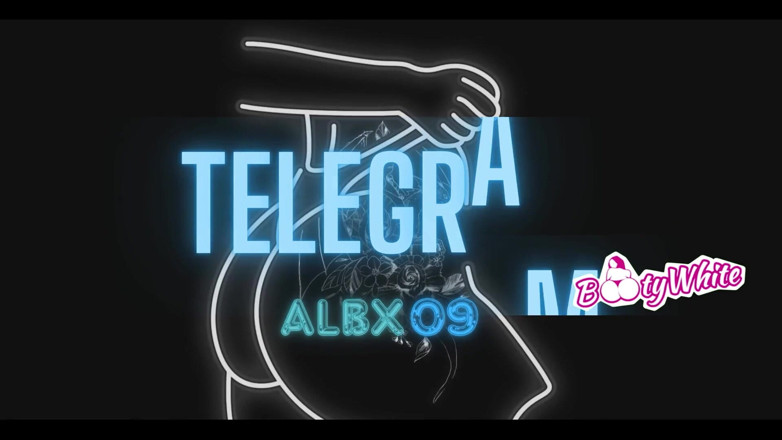 Sr Mono y Alba: Il mio compagno di stanza mi stava aspettando nella doccia,...