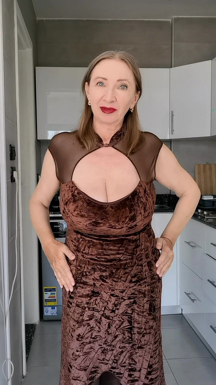 MariaOld: I Stopped Her at the Door - and Took Her for...