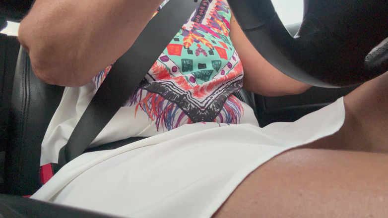 Step Mommy: Matură sexy excitată este obraznică dimineața