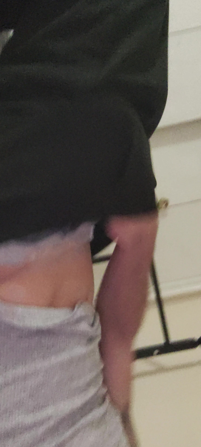 Mikey 21: Граю з моїм нормальним членом розміру