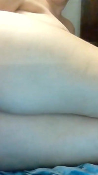 Cele mai bune scene cu Bella distrându-se anal pe camera web