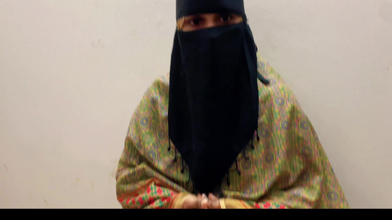 Bdsex24: Sexy grils neuken hard poesje op zijn hondjes