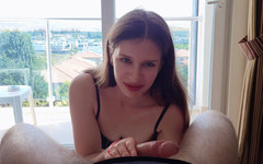 Dvabitch: 내 자지를 빨고 정액을 삼켜