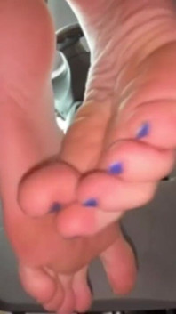 Bästa fotdyrkan vids Ivys Feet Free