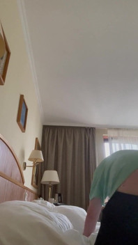 Cachonda en la cama