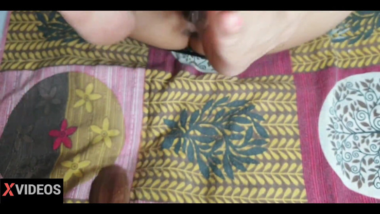 HunnyBunny: Homemade Sex Intrupted by Parents in a Middle of Fucking