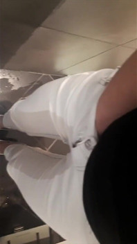 Desperate Pee in White Jeans and Higheel