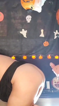 Il cazzo di suora la notte cattiva holly lancia un incantesimo sul culo di Lilli