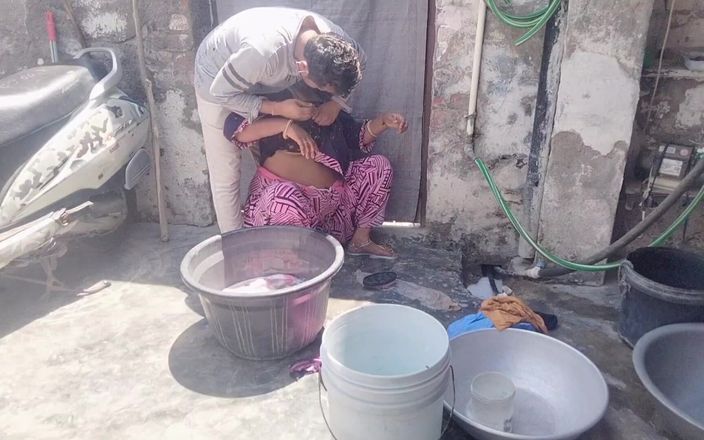Your love geeta: Knullad fru medan hon tvättade kläder