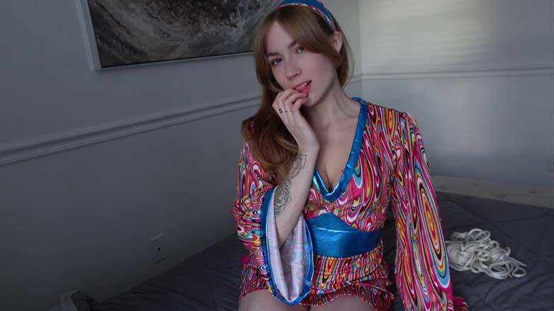 Kink in Time: Stella Elle's Groovy '60s Jerk off Instrukcja 4K POV Uwodzenie czeka!