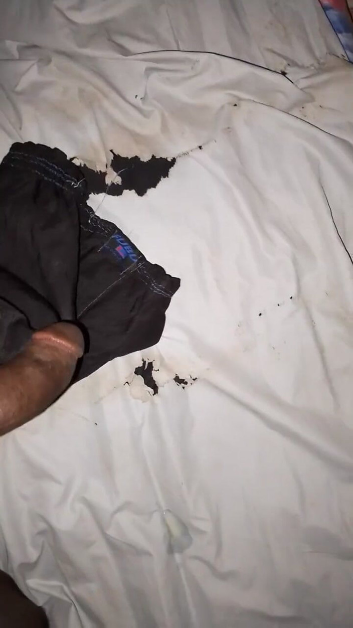 Masturbator emmy: Kongkek tengah malam tanpa henti