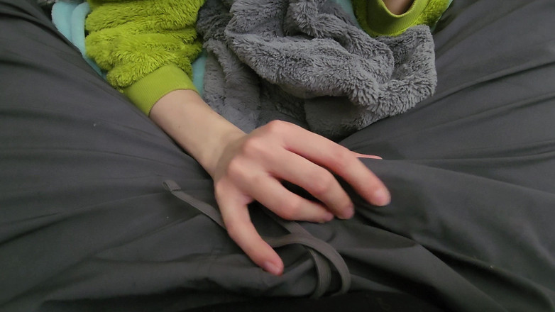 Mimiandevan: Sprawia, że spuszcza spodnie