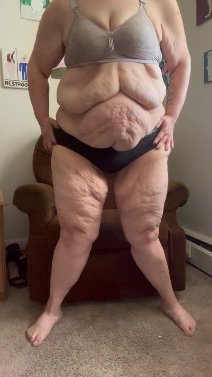 SageTheSuccubus: Merah jambu dan tebal