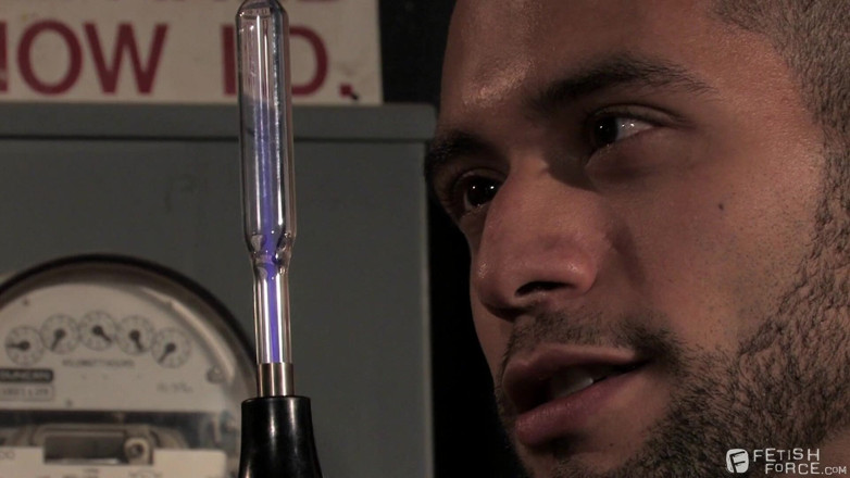 Fetish Force: Encuentros industriales