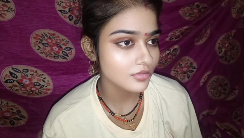 RAKP355: Mostrando tetas indias softcore