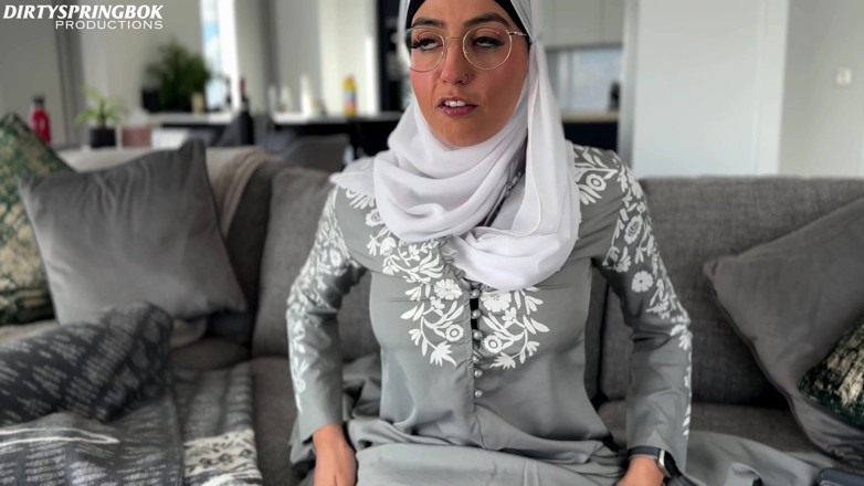 Aaliyah Yasin: Innocent Maid Aaliyah Yasin Discovers Sex Toys